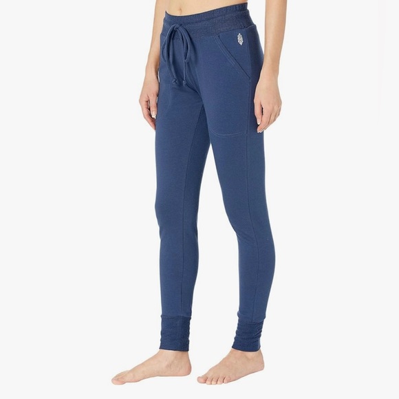 Free People Movement Sunny Skinny
Sweatpants Navy medium - Picture 3 of 15